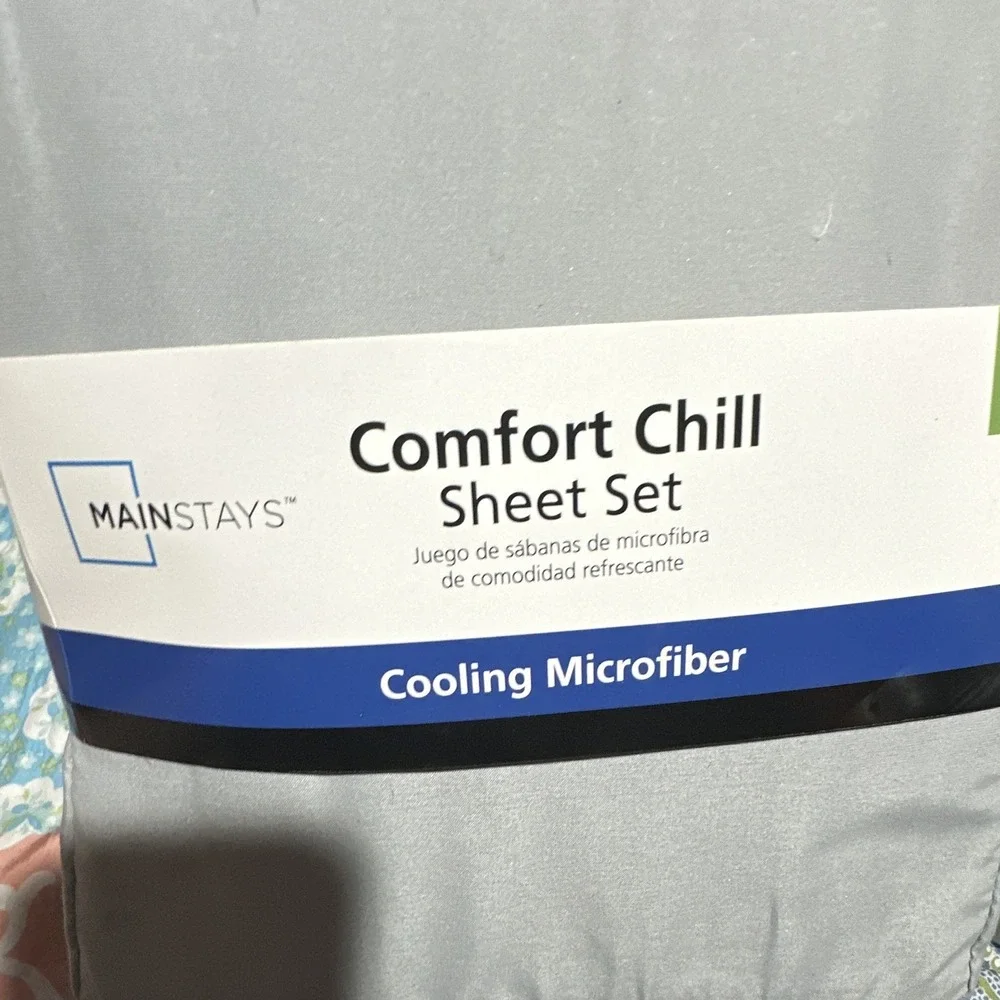 Mainstays Comfort Chill Cooling Microfiber Sheet Set, Queen, Gray